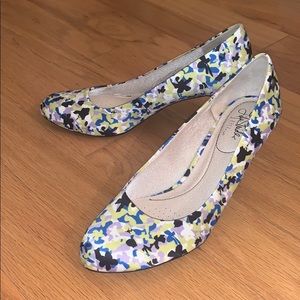 Life Stride heels